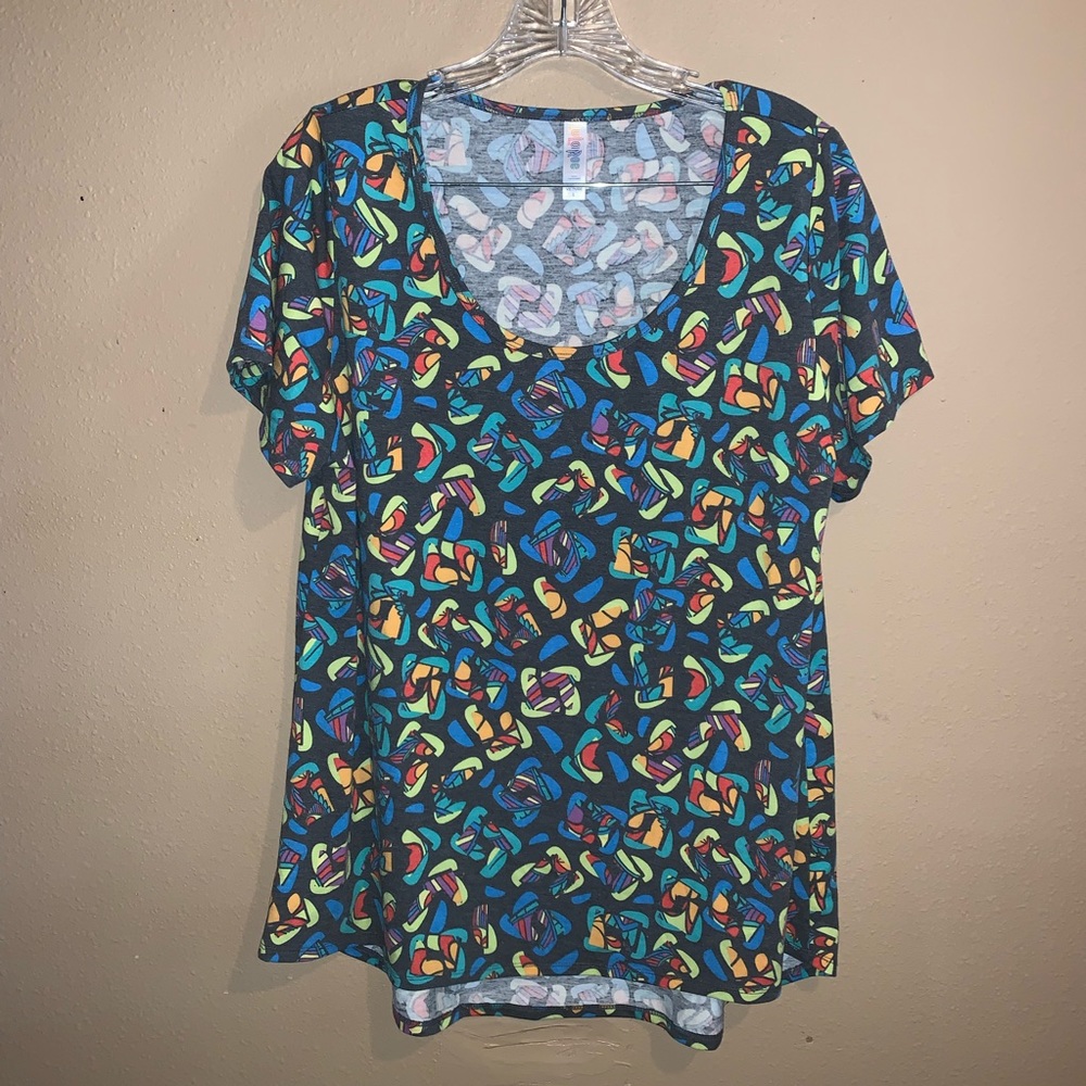lularoe Scoop Neck Classic Top size L